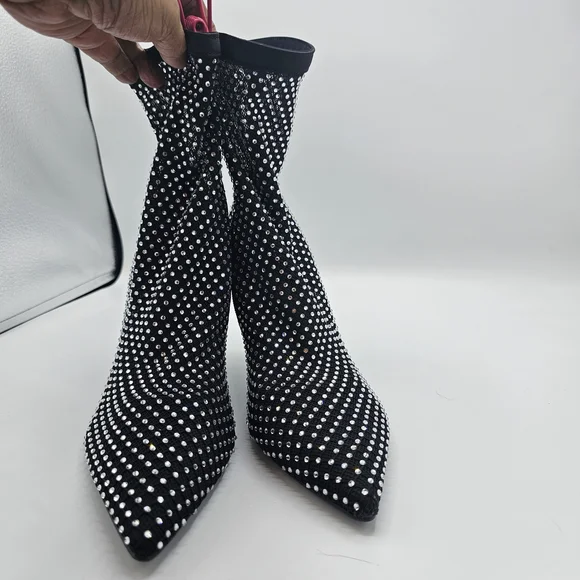 Chic Black Studded Women's Heels - Picture 3 of 8